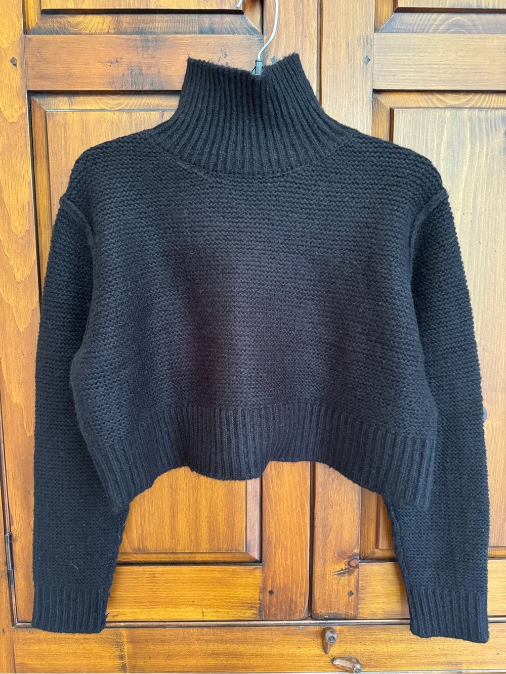 Elodie Size Small Black Cropped Turtleneck Knit Sweater with Exposed Seams. NWT